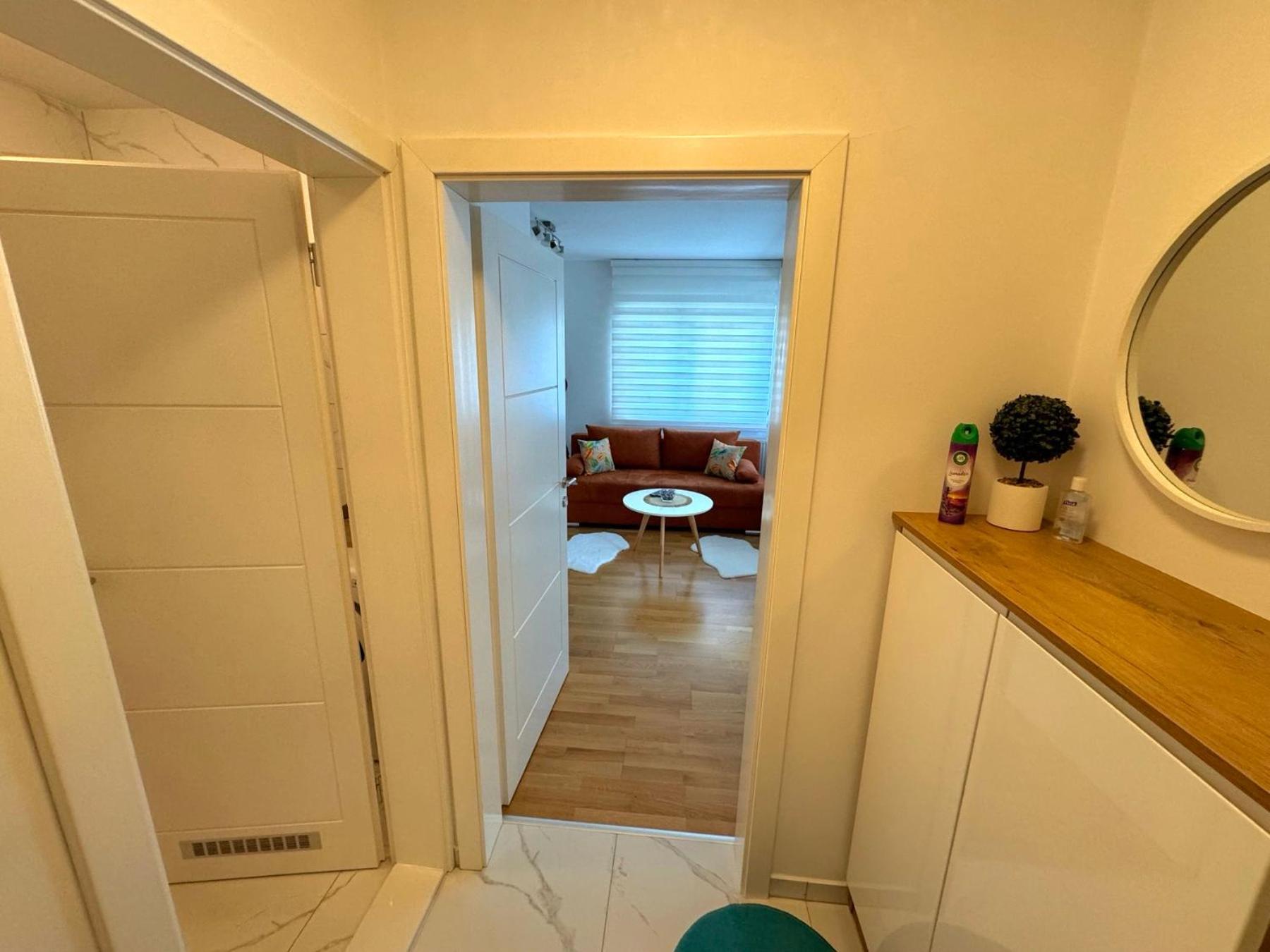 Brčko Afrika Apartment מראה חיצוני תמונה